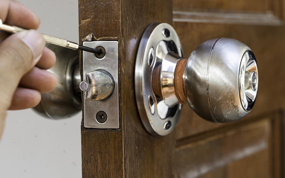 ouvrir une porte bloquée Gagny